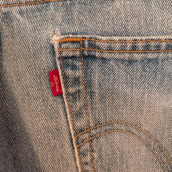 Levis 2000s 505 Regular Fit Light Wash Distressed High Rise Size 14 - Picture 10 of 11